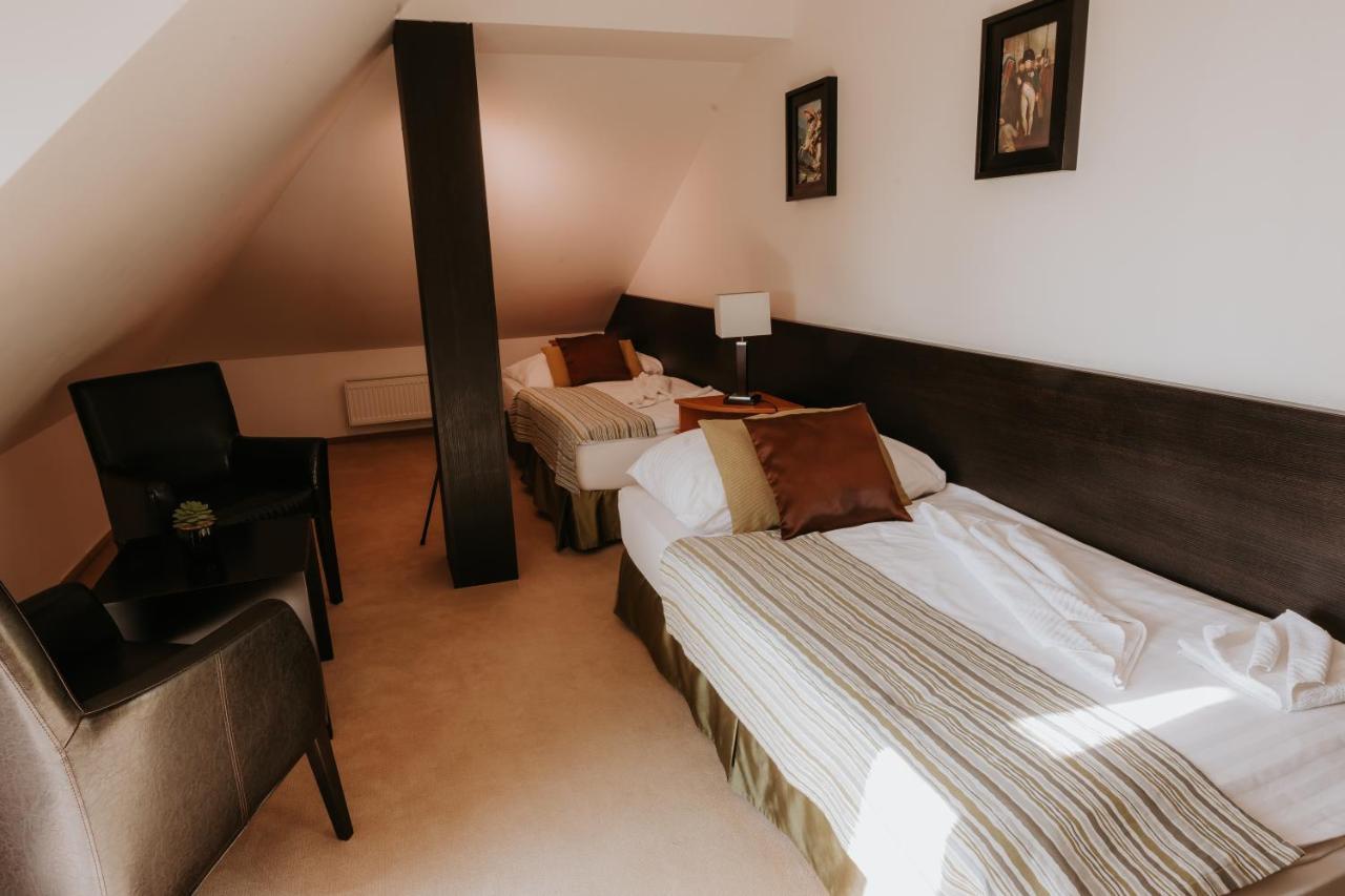 Hotel Bonaparte Кошице Екстер'єр фото