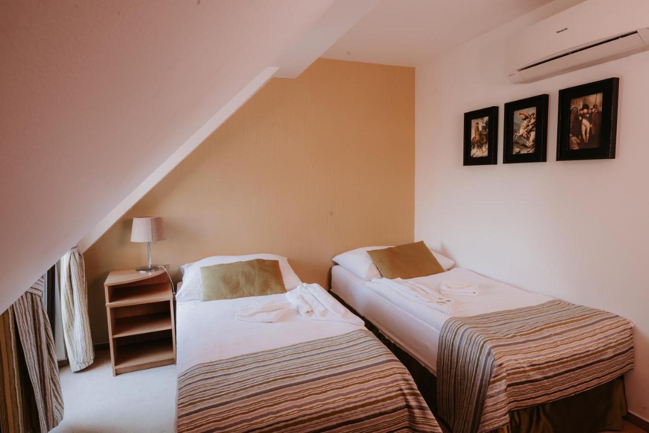 Hotel Bonaparte Кошице Екстер'єр фото