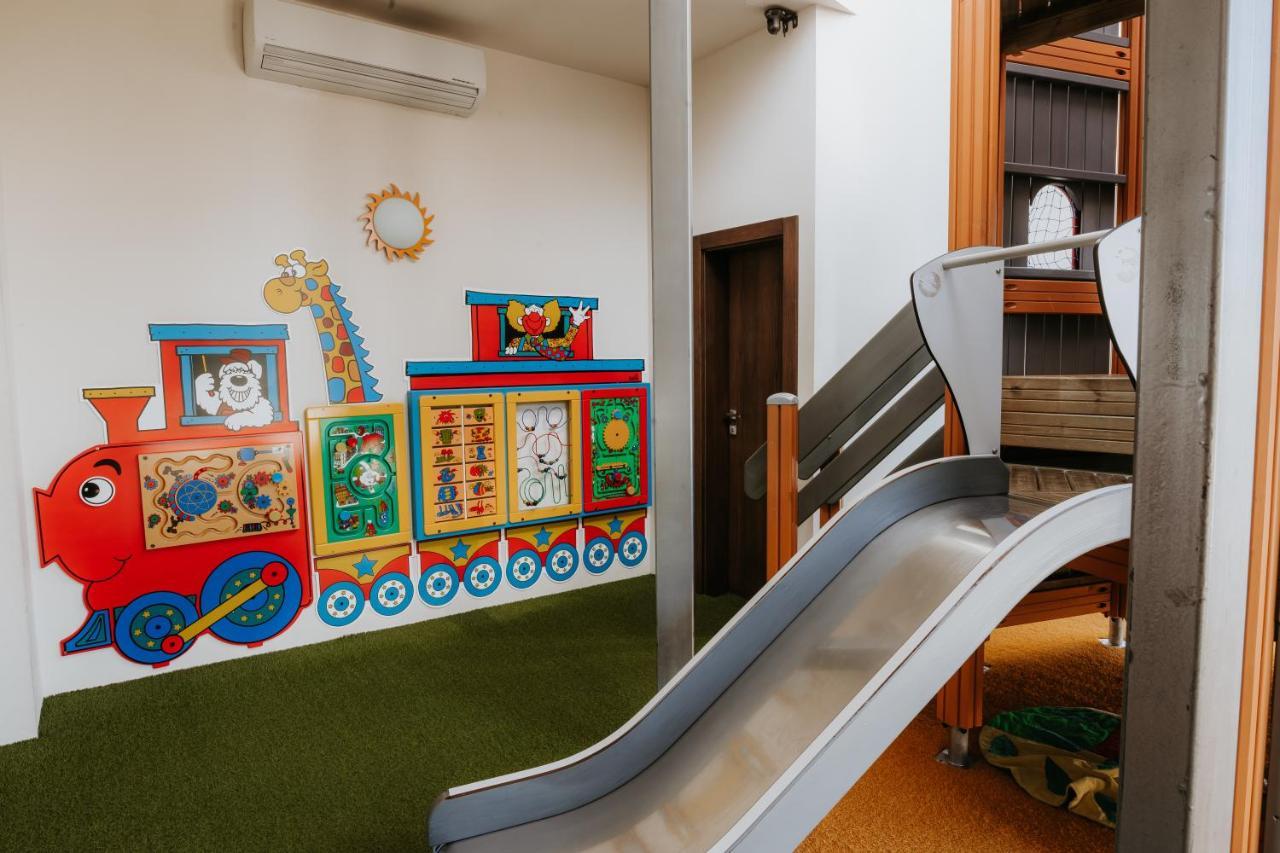 Hotel Bonaparte Кошице Екстер'єр фото