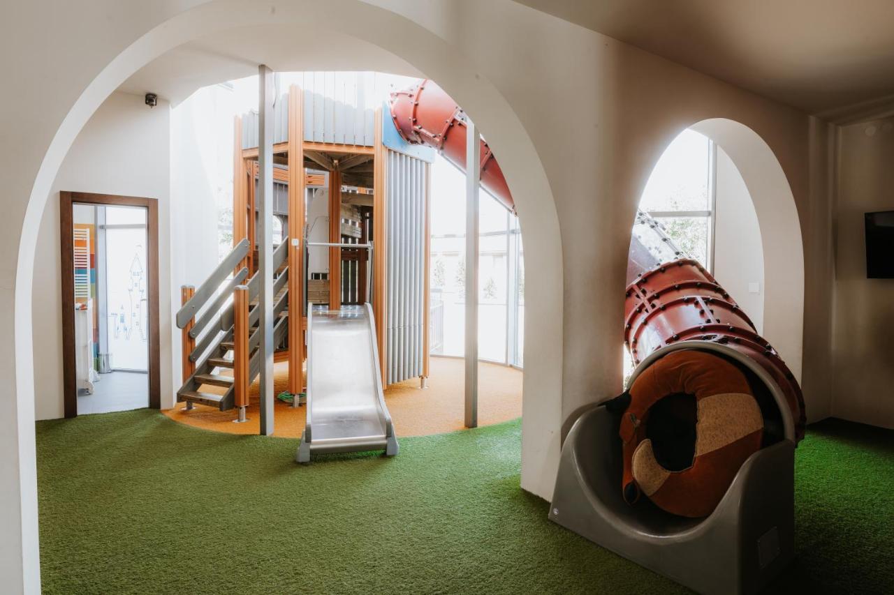 Hotel Bonaparte Кошице Екстер'єр фото