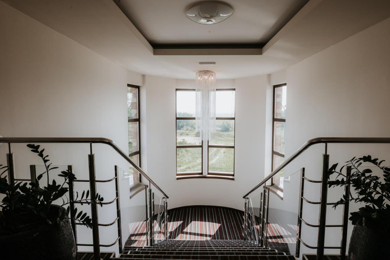 Hotel Bonaparte Кошице Екстер'єр фото