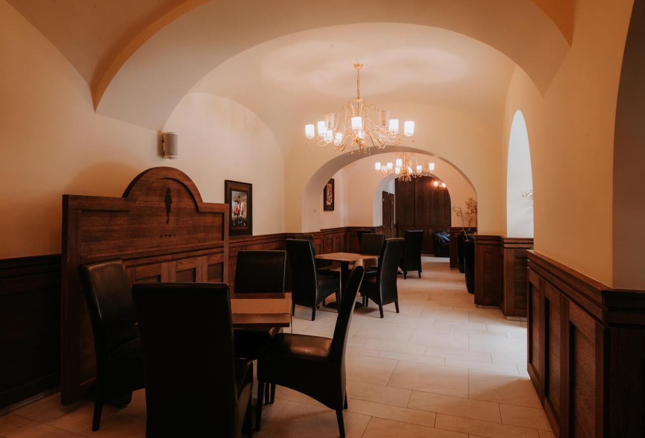 Hotel Bonaparte Кошице Екстер'єр фото