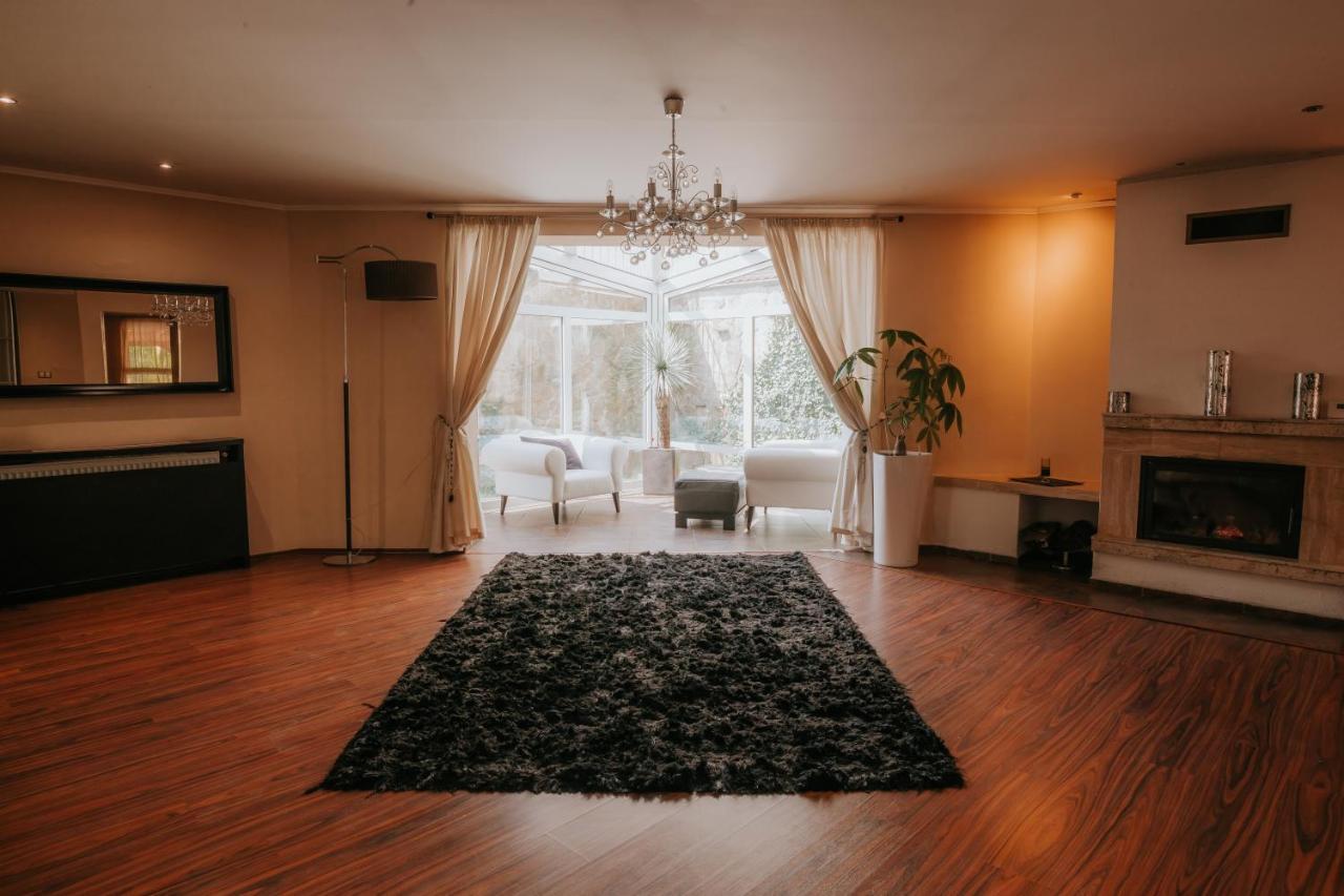 Hotel Bonaparte Кошице Екстер'єр фото